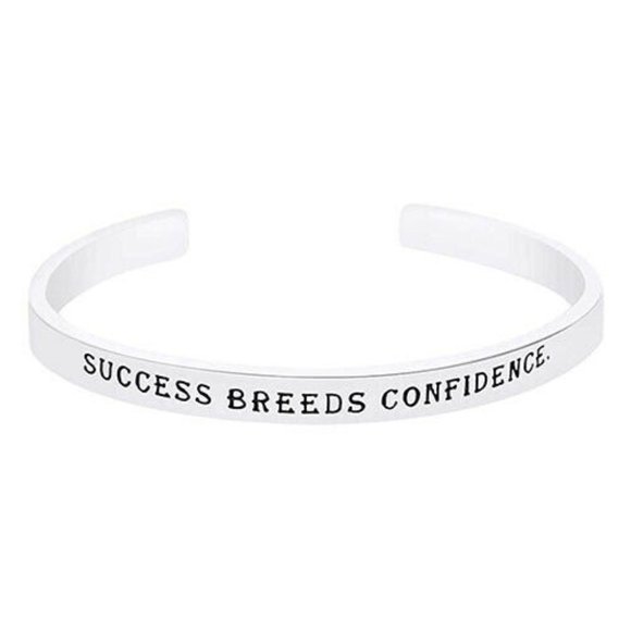 Success Breeds Confidence Beryl Markham bracelet - Picture 2 of 9